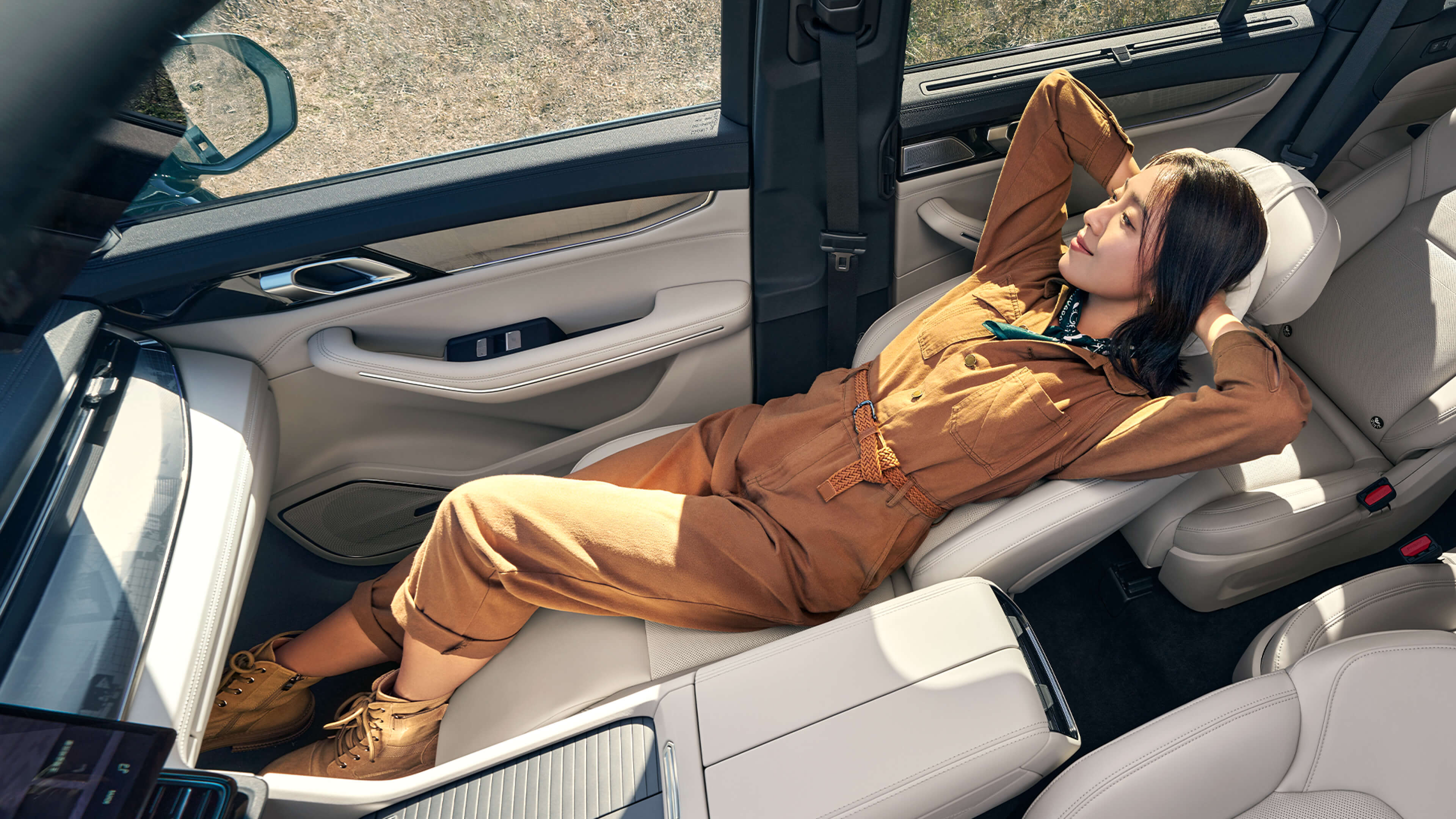 Lynk&Co 09. Интерьер и комфорт